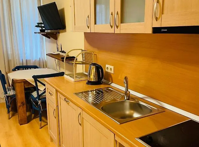 Kris Park Hotel apartamentowy 3*